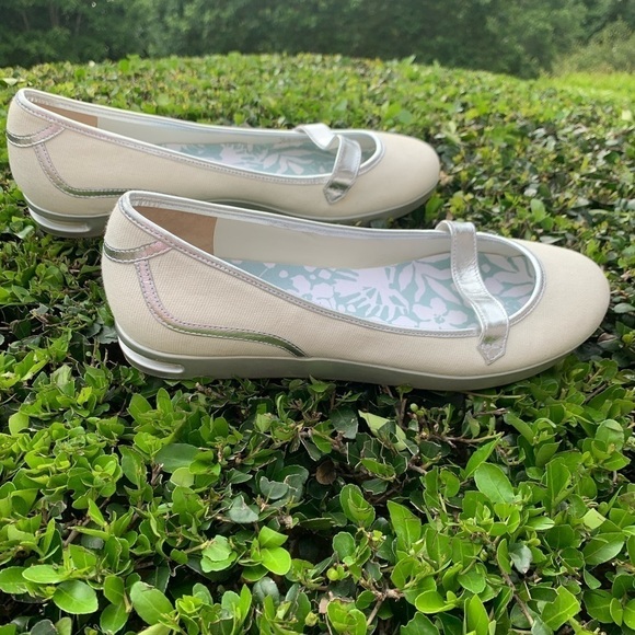 Cole Haan Nike Air G Series Mary Janes, 8 1/2 - Picture 3 of 9